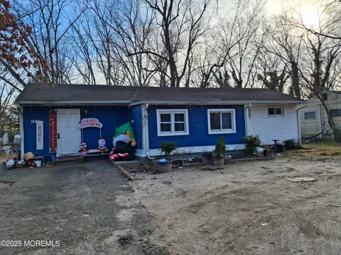 MLS: 22514285