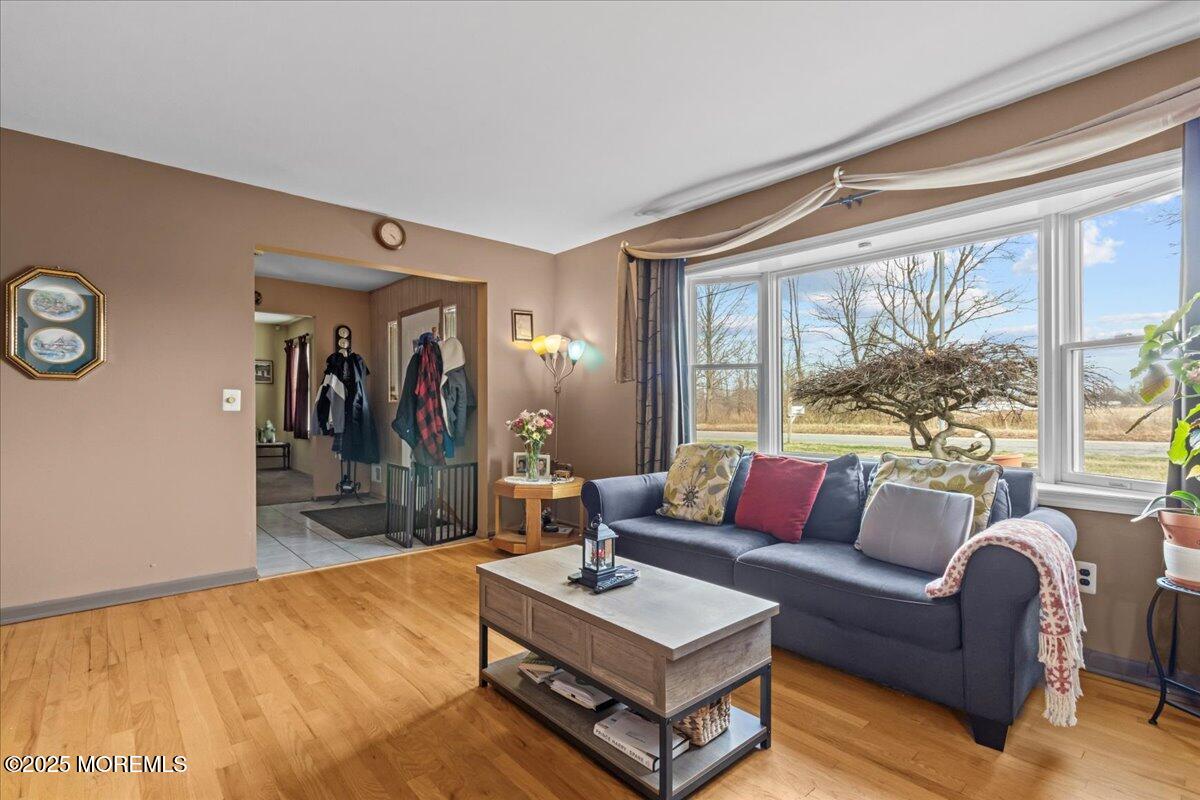 726 Poole Avenue, Hazlet, New Jersey image 6