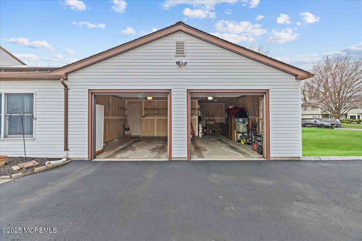 726 Poole Avenue, Hazlet, New Jersey image 40