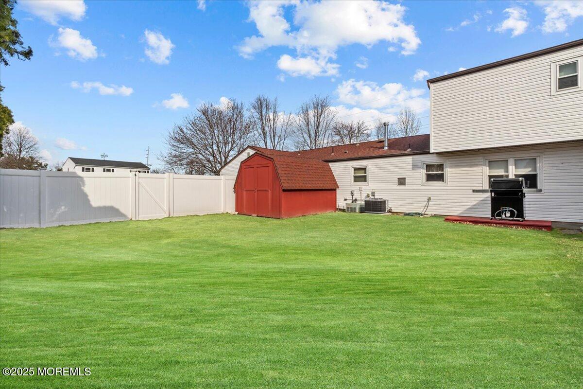 726 Poole Avenue, Hazlet, New Jersey image 36