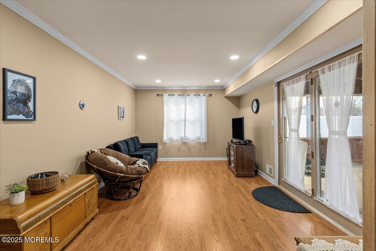 726 Poole Avenue, Hazlet, New Jersey image 17