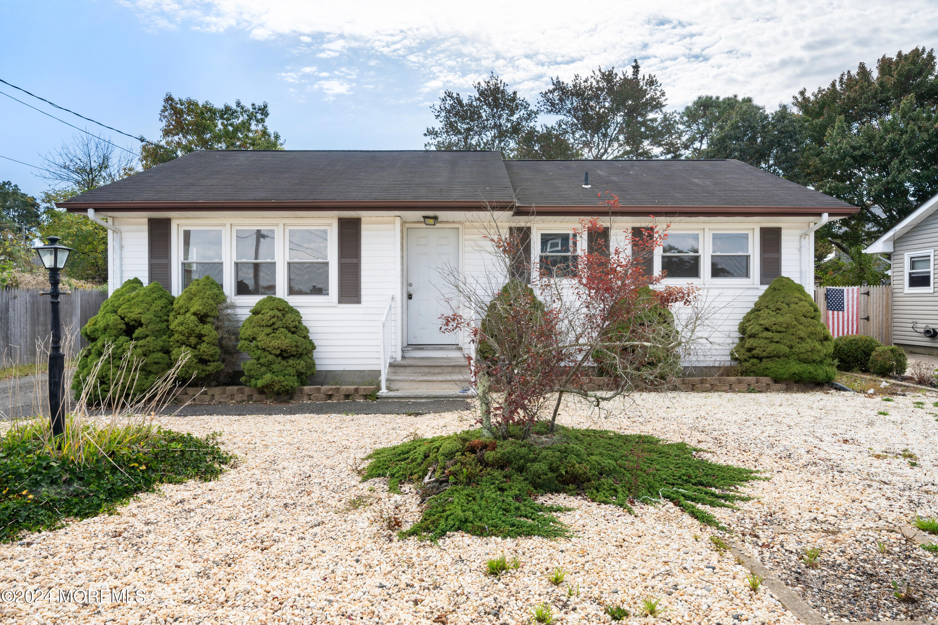 315 Sea Bright Road, Forked River, New Jersey image 2