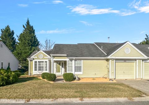 Homes For Sale - 1057A Buckingham Drive<br/> Ocean County, Manchester, NJ 08759