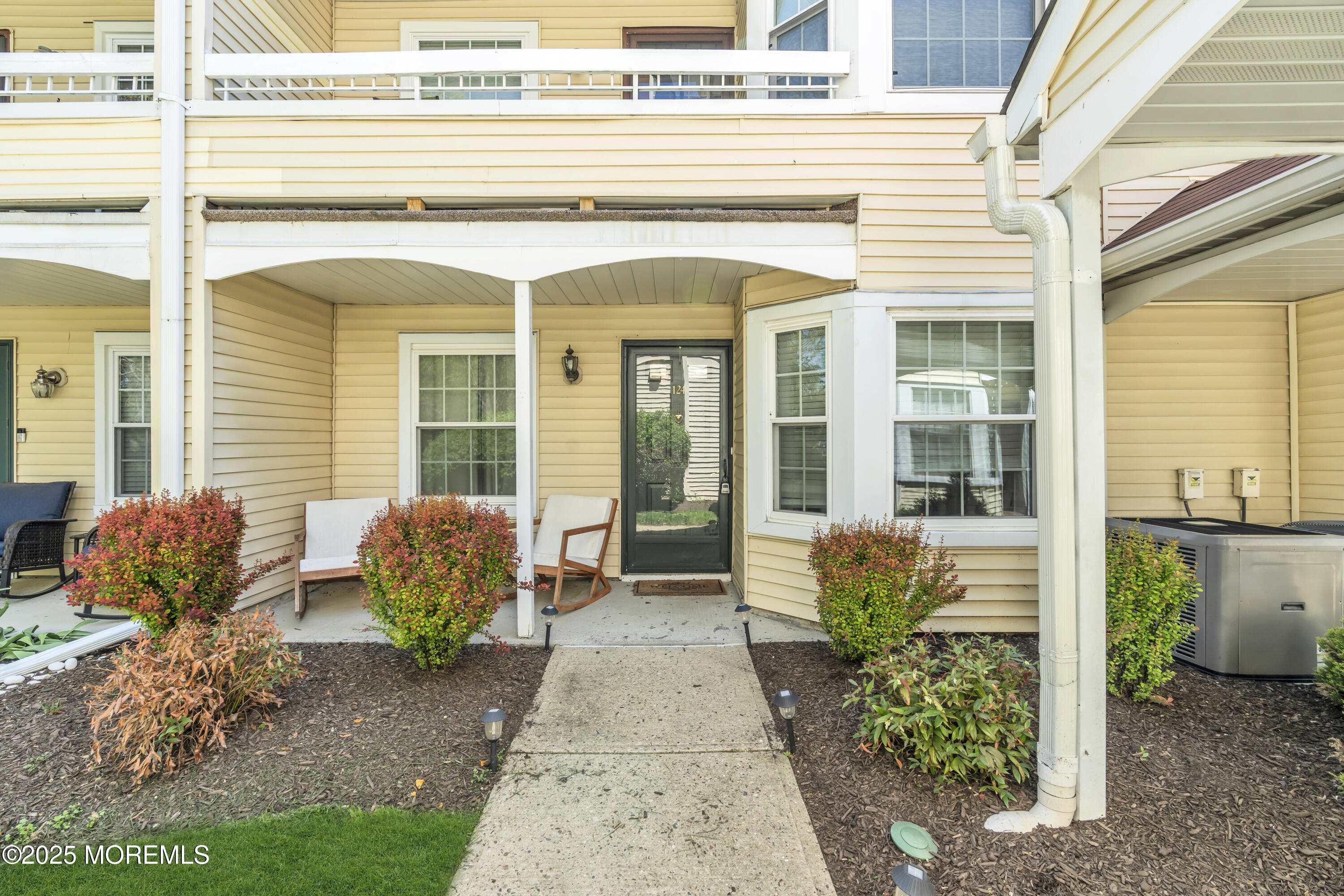 124 Mill Run #85, Hightstown, New Jersey image 3