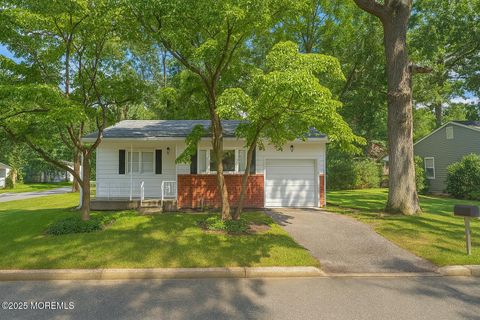 Homes For Sale - 1 Virginia Drive<br/> Whiting, NJ 08759