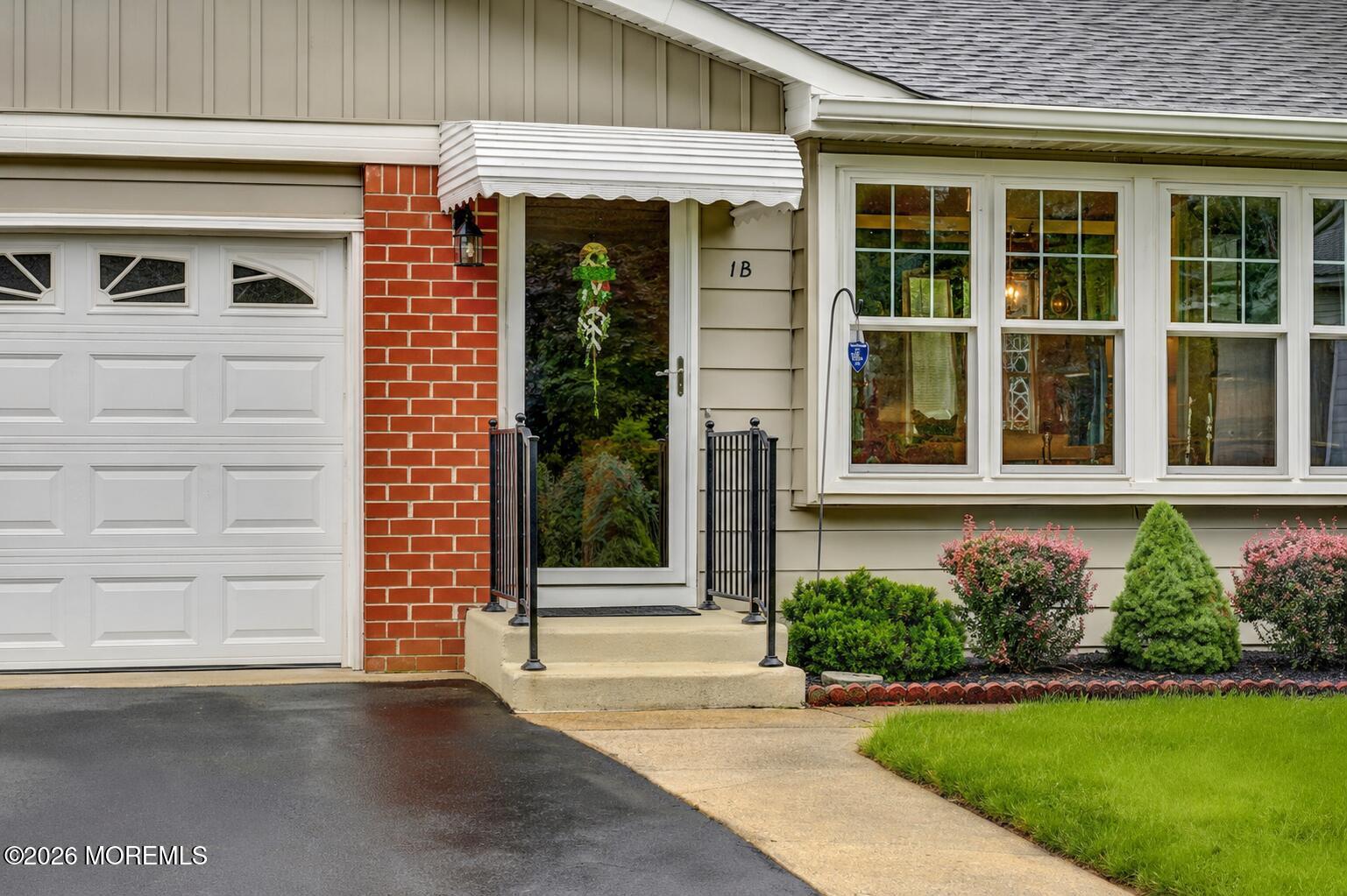 Salem Drive Front