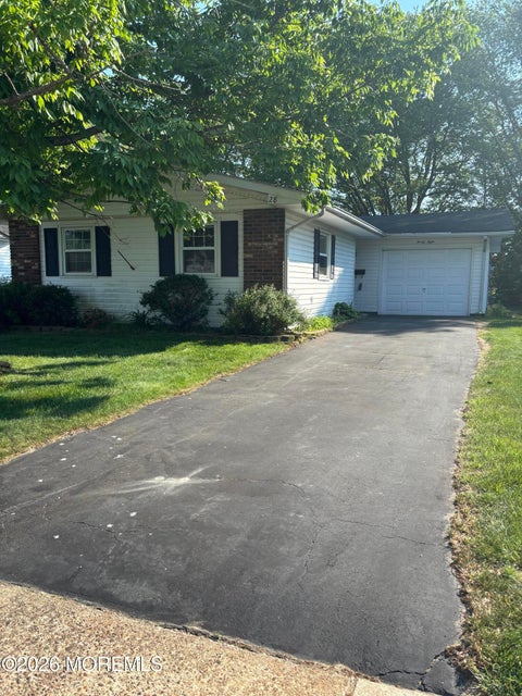 Homes For Sale - 28 Baser Lane<br/> Brick, NJ 08724