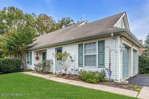 8 Schoolhouse Lane, Lakewood, NJ 08701 - #: 22602944