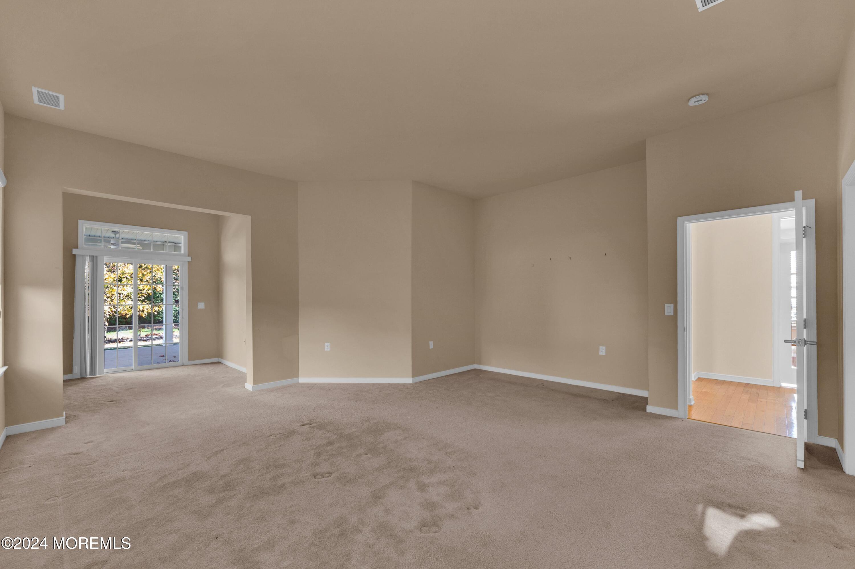 27 E Raphael Lane, Farmingdale, New Jersey image 30