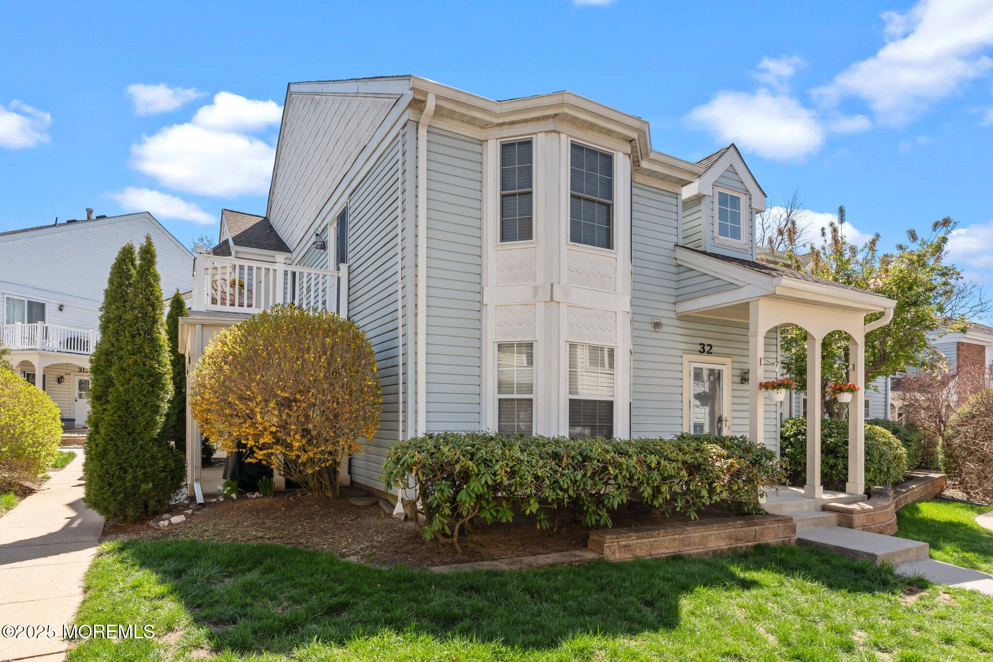 32 Tulip Lane, Freehold, New Jersey image 1