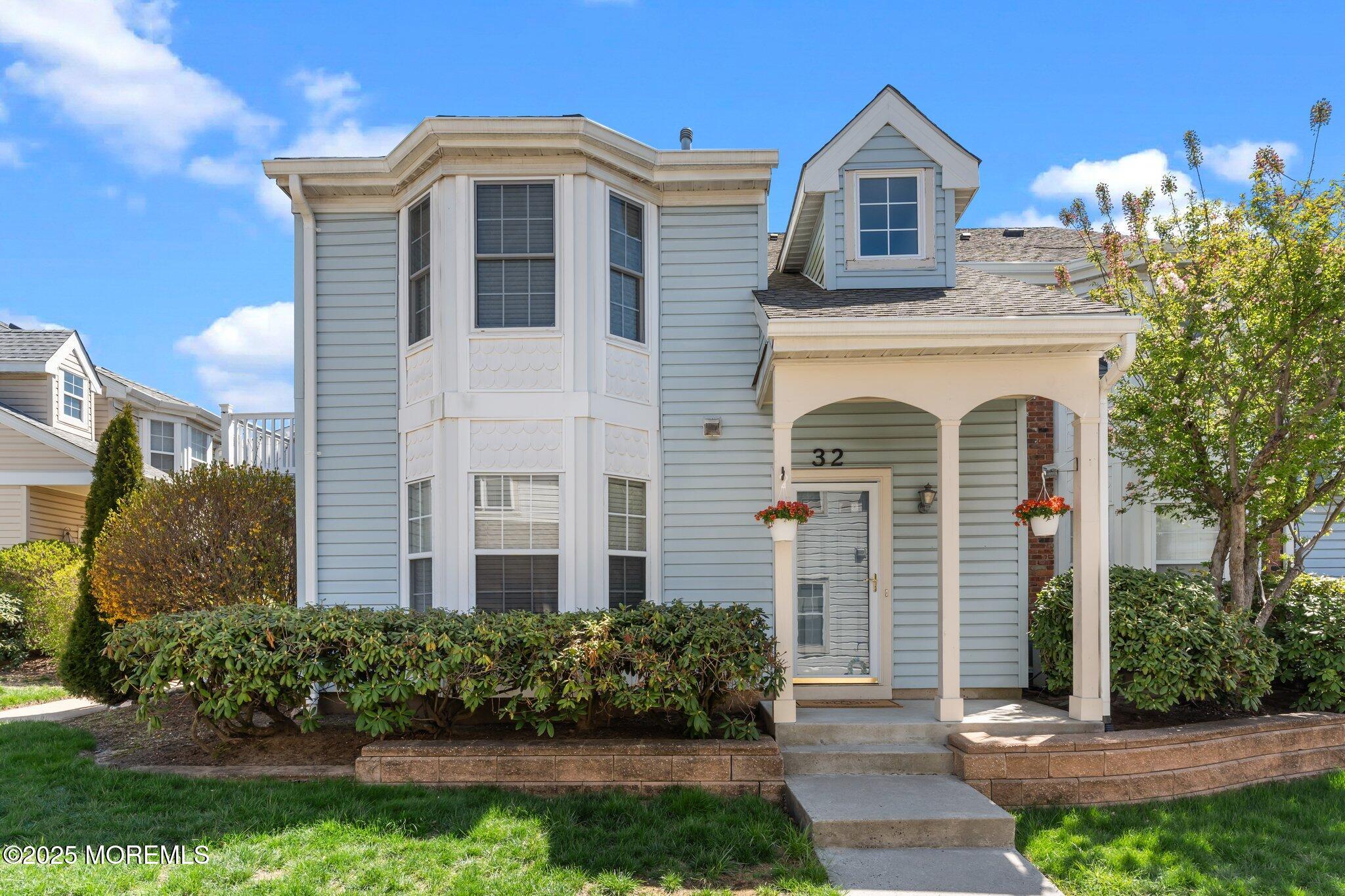 32 Tulip Lane, Freehold, New Jersey image 4