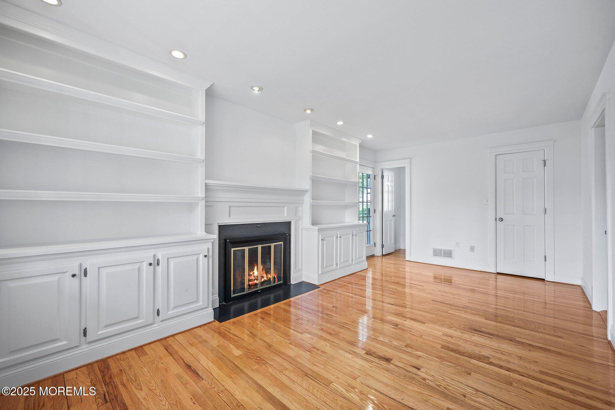 2338 Ramshorn Drive, Allenwood, New Jersey image 19