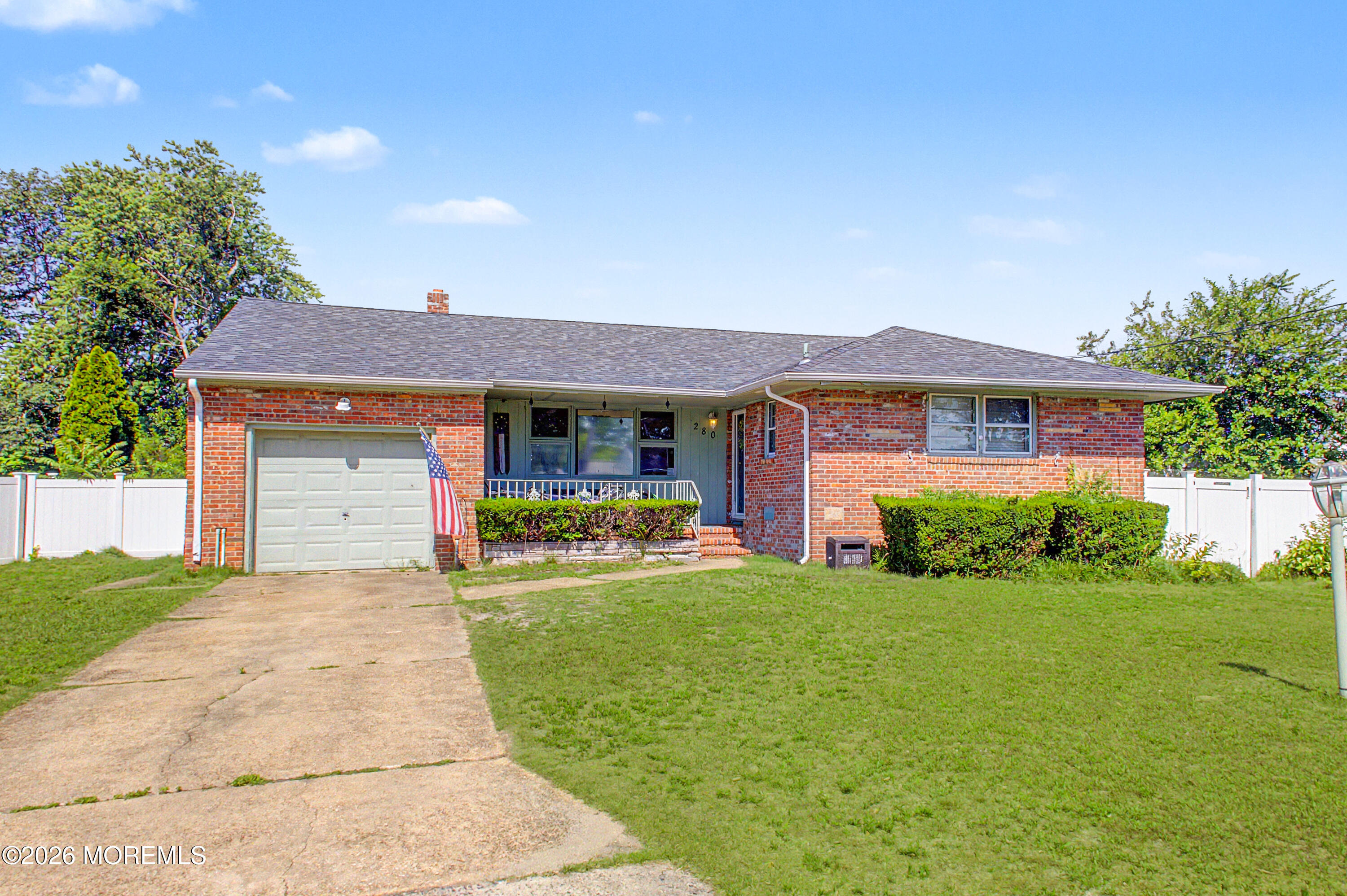 280 Delaware Drive