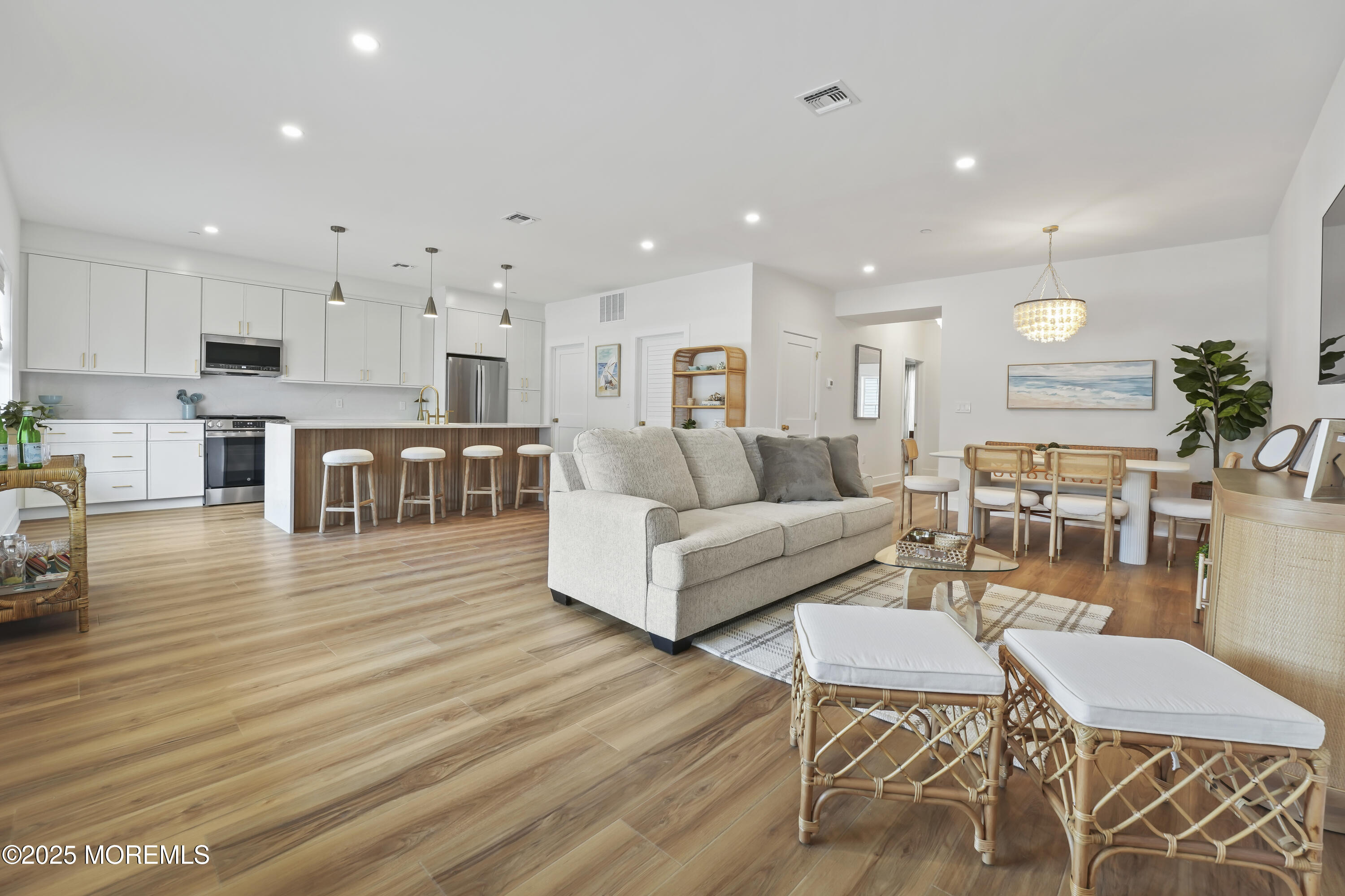 33 Hamilton Avenue Unit 2