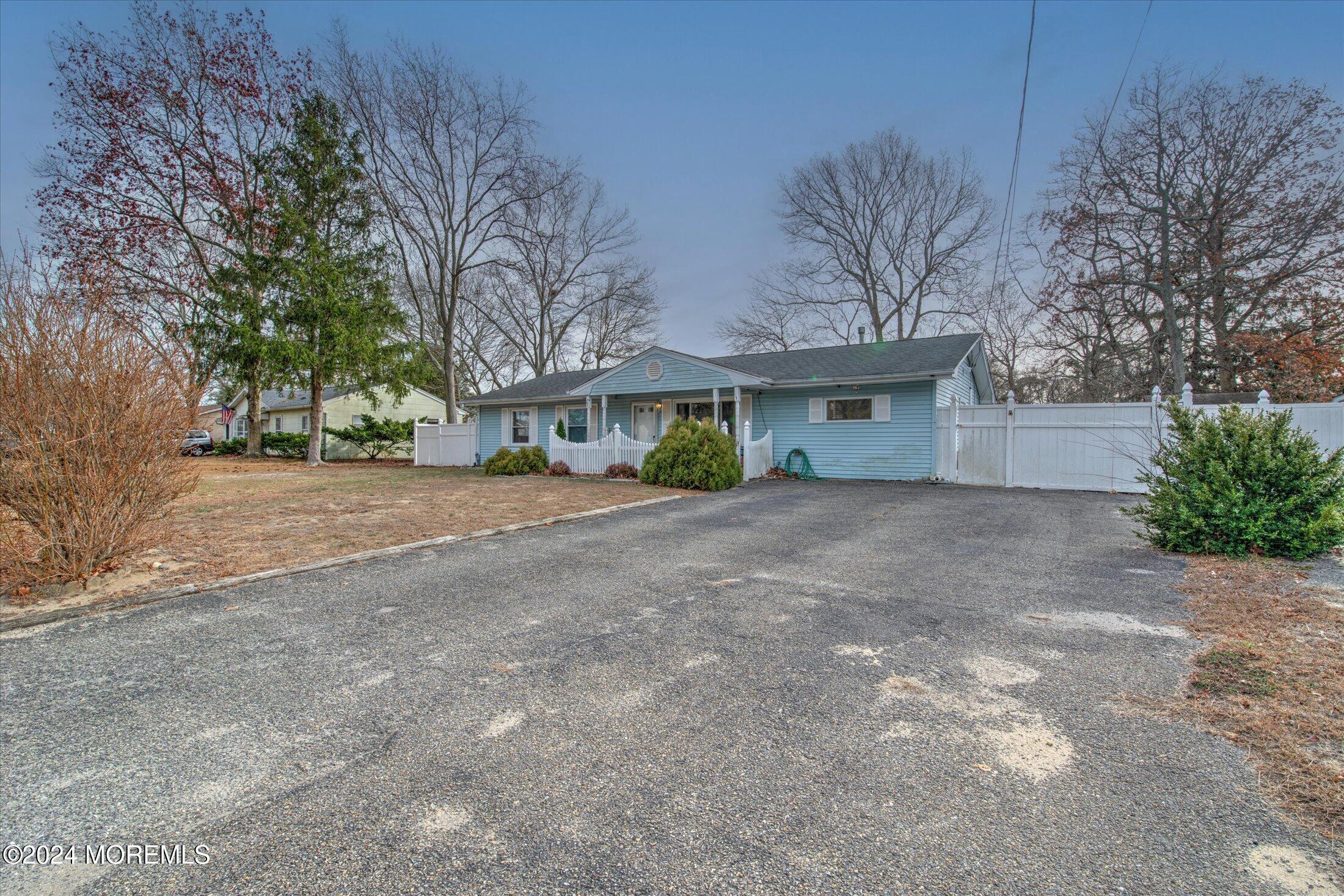 205 Sinclair Avenue, Lanoka Harbor, New Jersey image 2