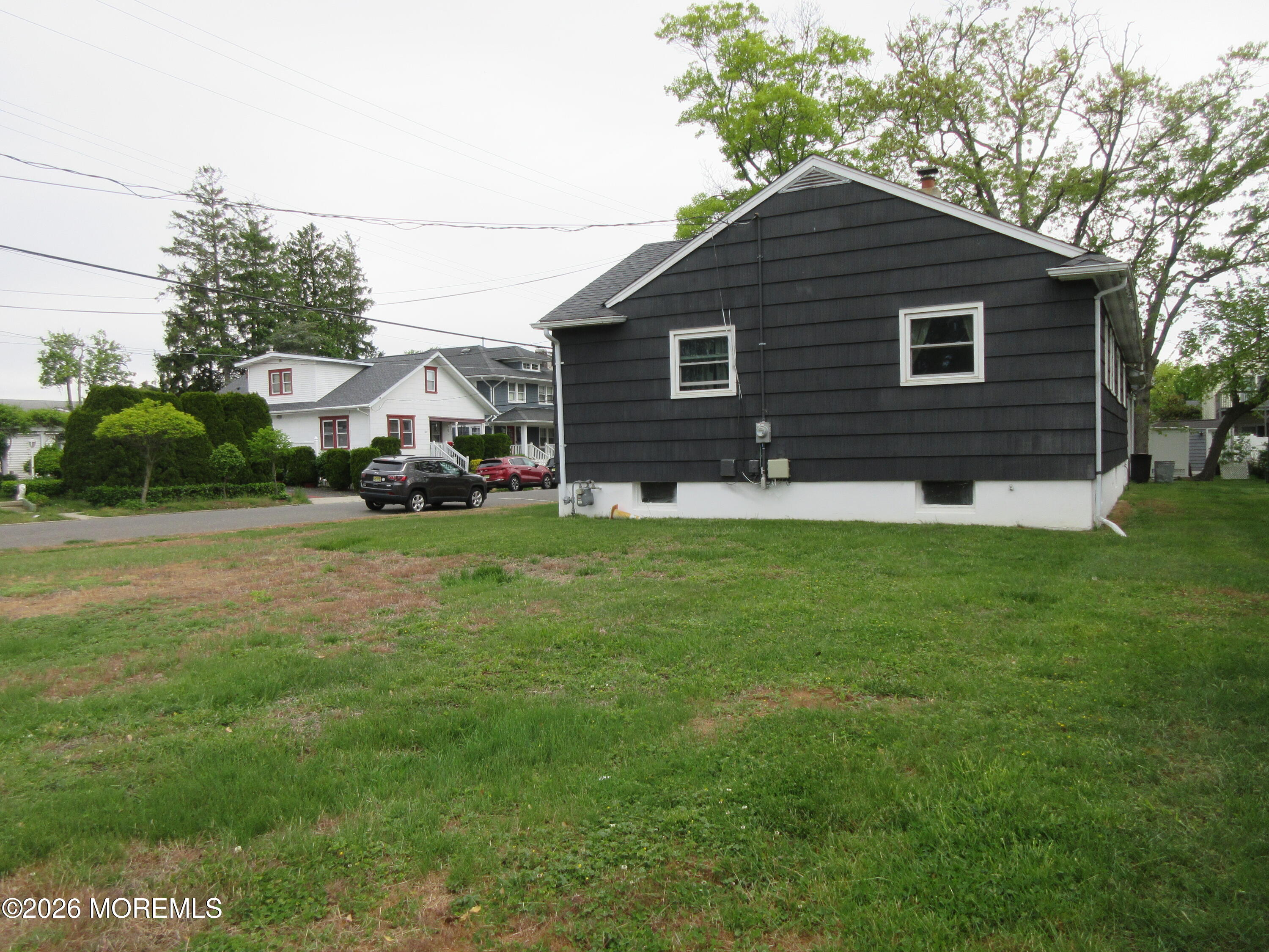 1104 E Street