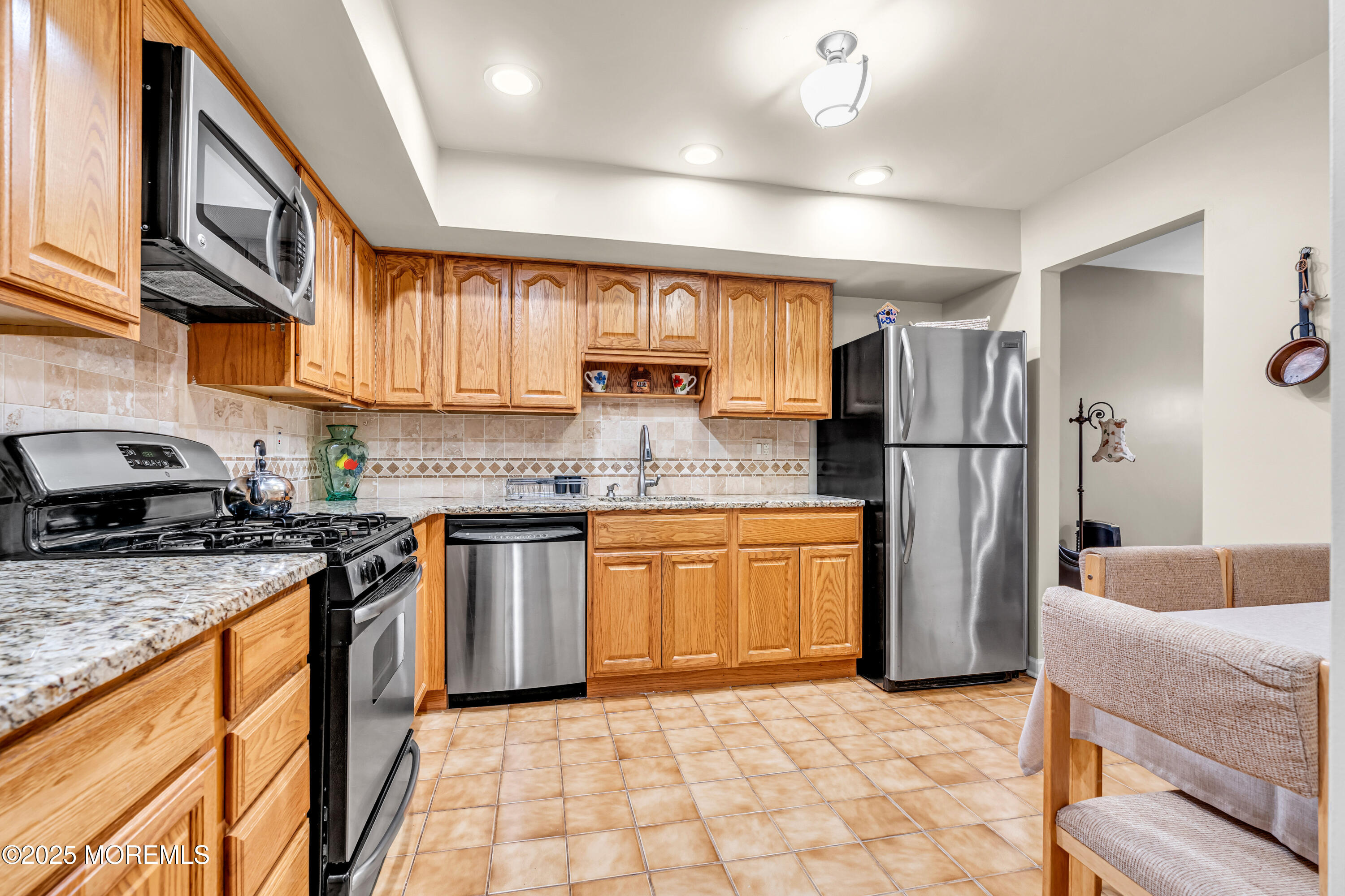 35 Knoll Court, Matawan, New Jersey image 20
