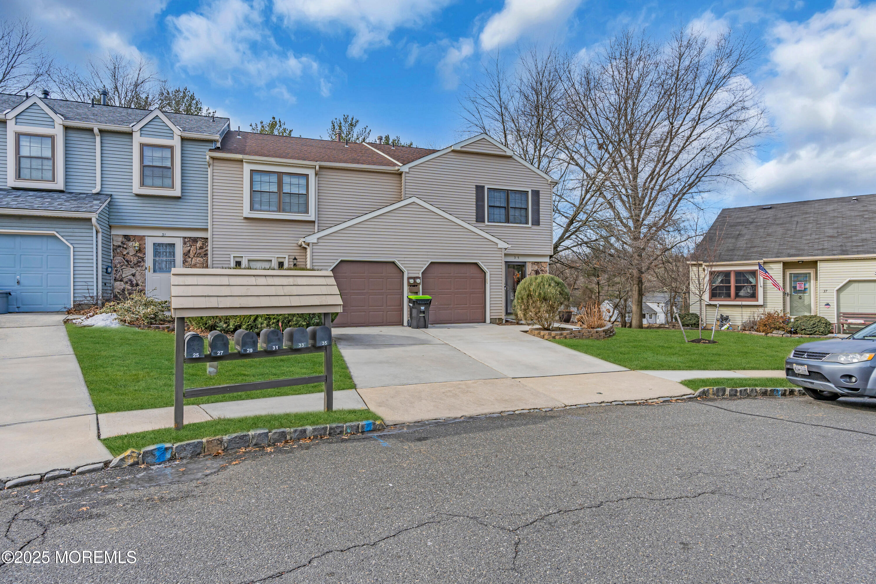 35 Knoll Court, Matawan, New Jersey image 4