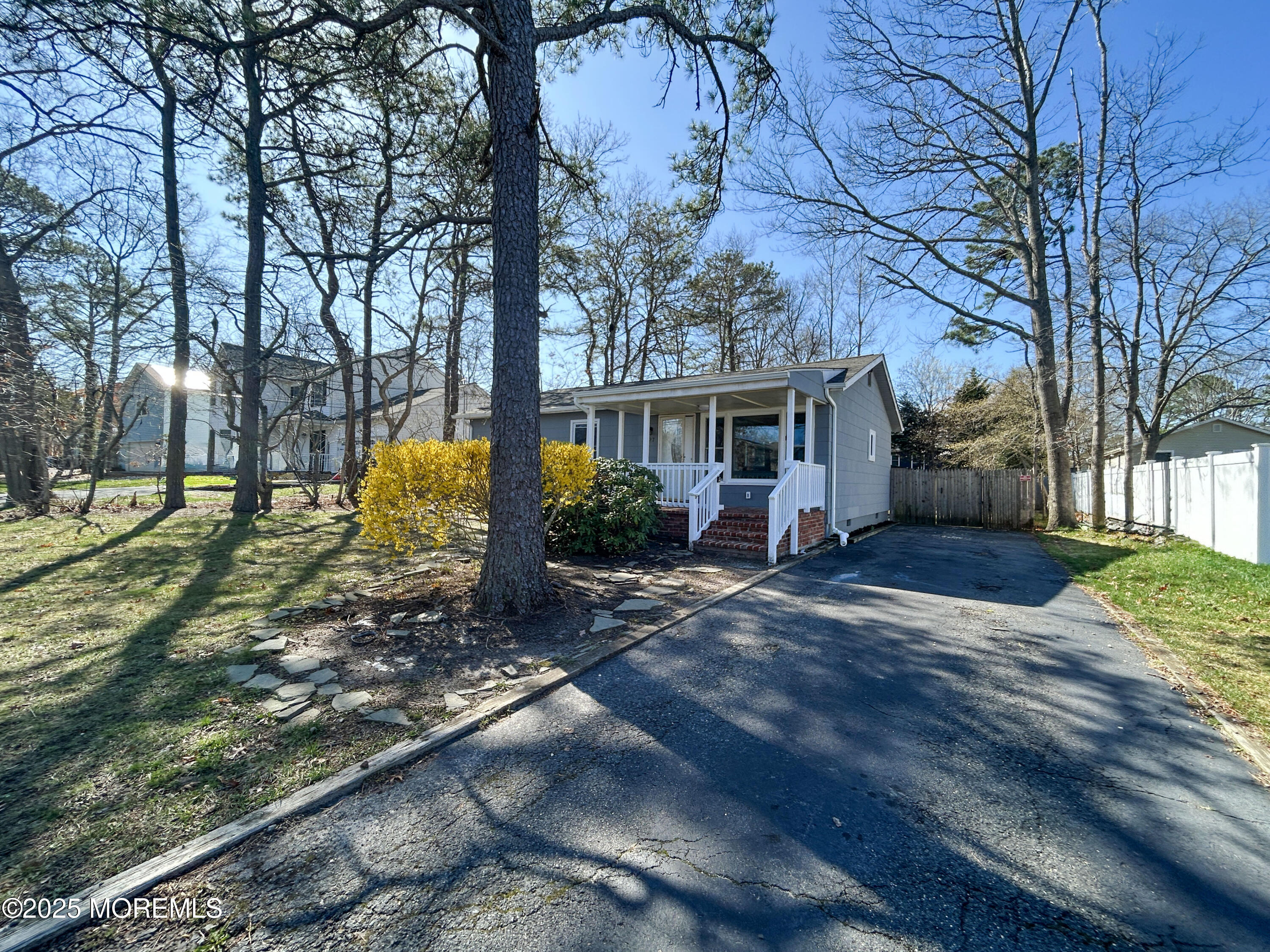 1227 Canal Avenue, Manahawkin, New Jersey image 1