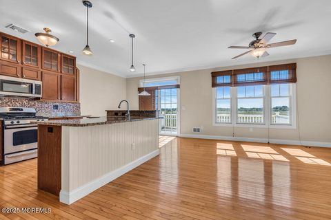 Photo of 602 Park Avenue, Middletown, NJ 07758 (MLS # 22605473)