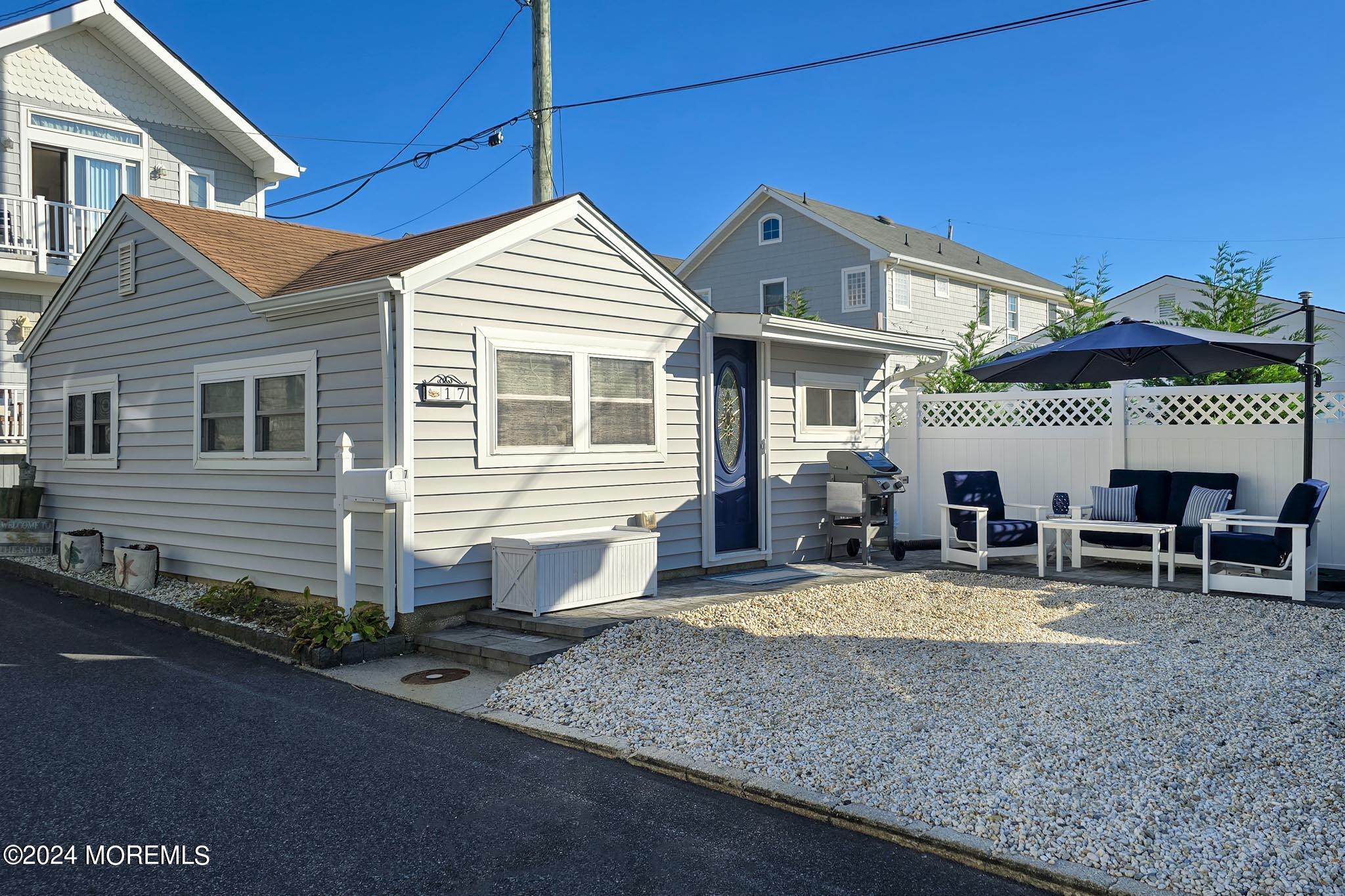 17 E Shore Way, Lavallette, New Jersey image 1