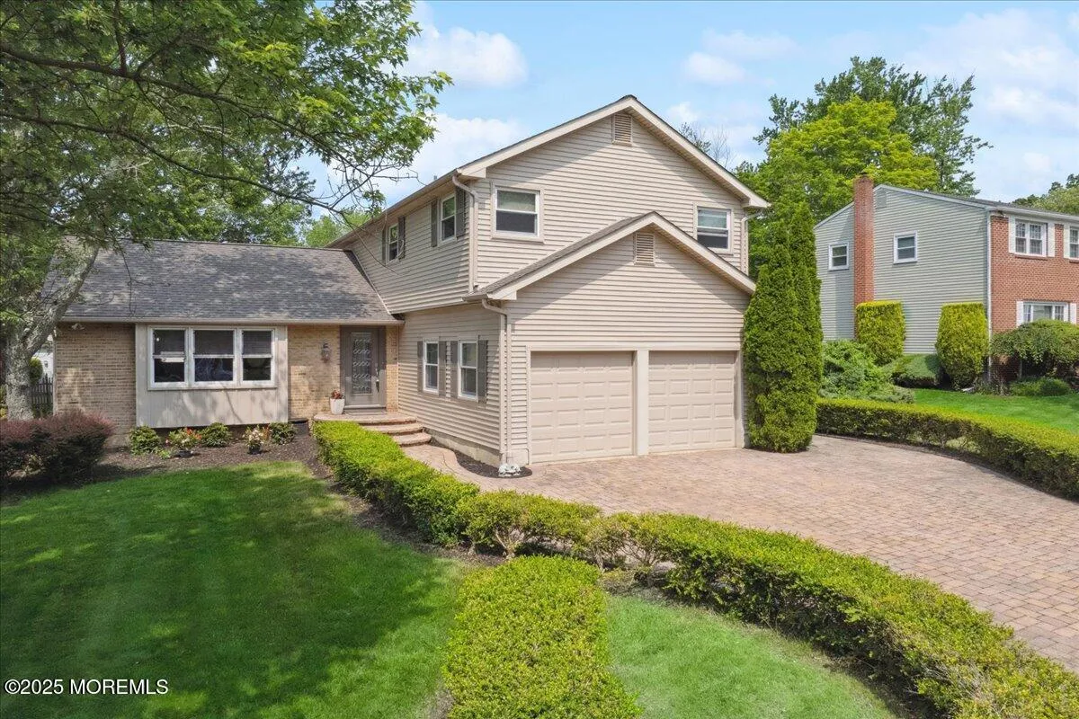 Cherry Hill, New Jersey 08003, United States, 4 Bedrooms Bedrooms, ,3 BathroomsBathrooms,Residential,Pending,152774