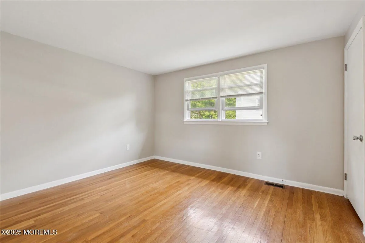 Cherry Hill, New Jersey 08003, United States, 4 Bedrooms Bedrooms, ,3 BathroomsBathrooms,Residential,Pending,152774