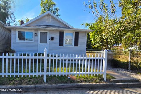 37 Ohio Avenue Middletown NJ 07748