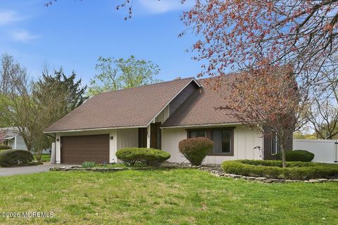 Photo of 13 Summit Avenue, Manalapan, NJ 07726 (MLS # 22610759)