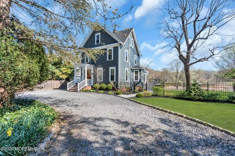 Photo of 531 Locust Point Road, Rumson, NJ 07760 (MLS # 22605418)