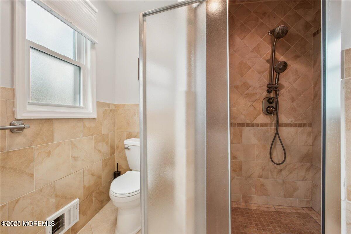 1 Truman Drive, Marlboro, New Jersey image 29