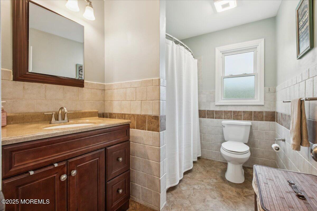 1 Truman Drive, Marlboro, New Jersey image 33