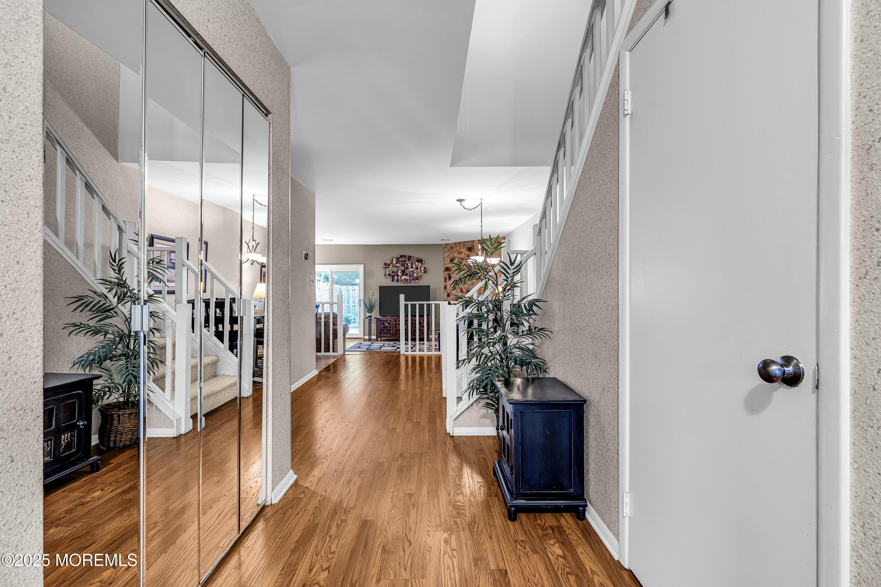 123 Lexington Circle
