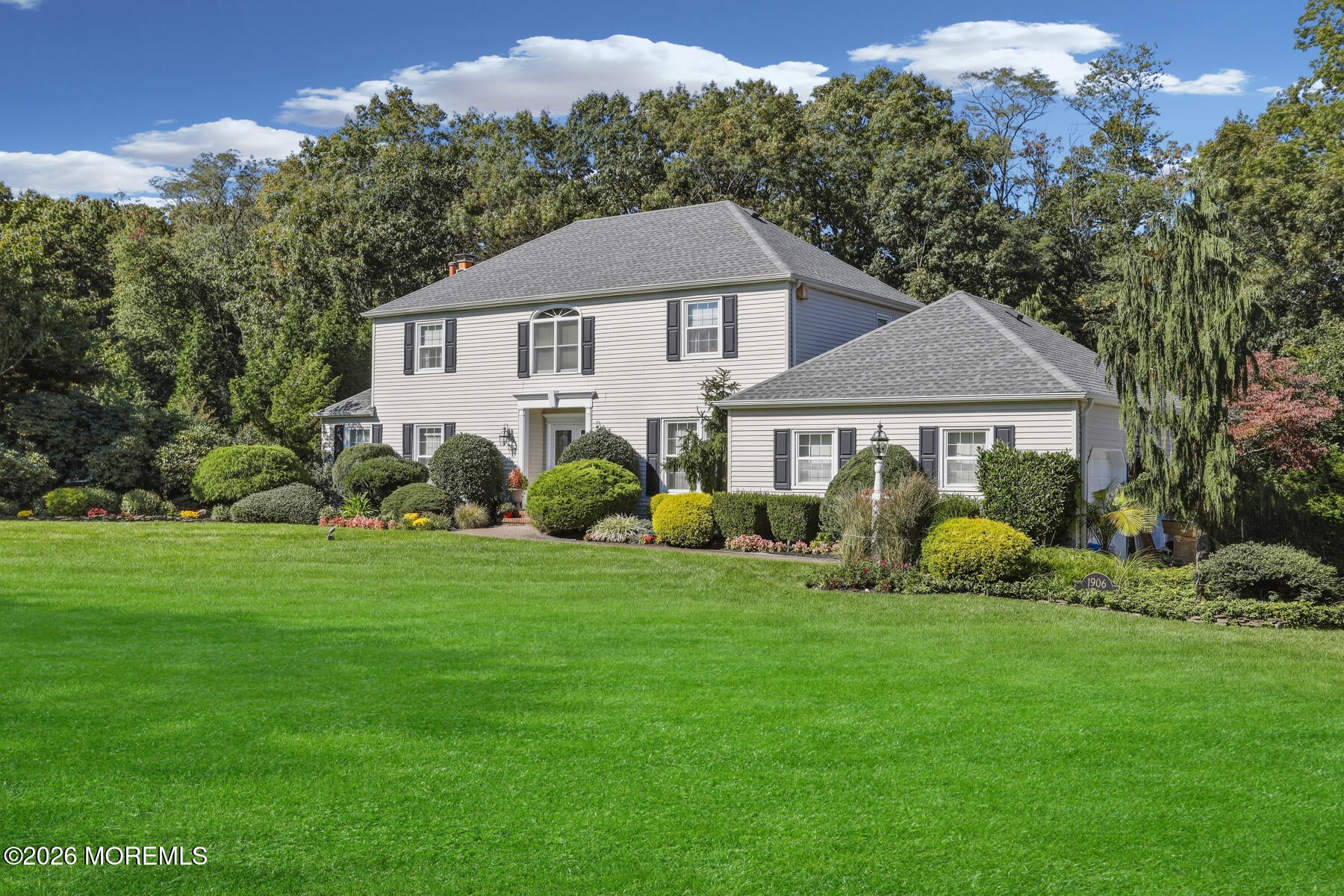 1906 Robin Hood Drive