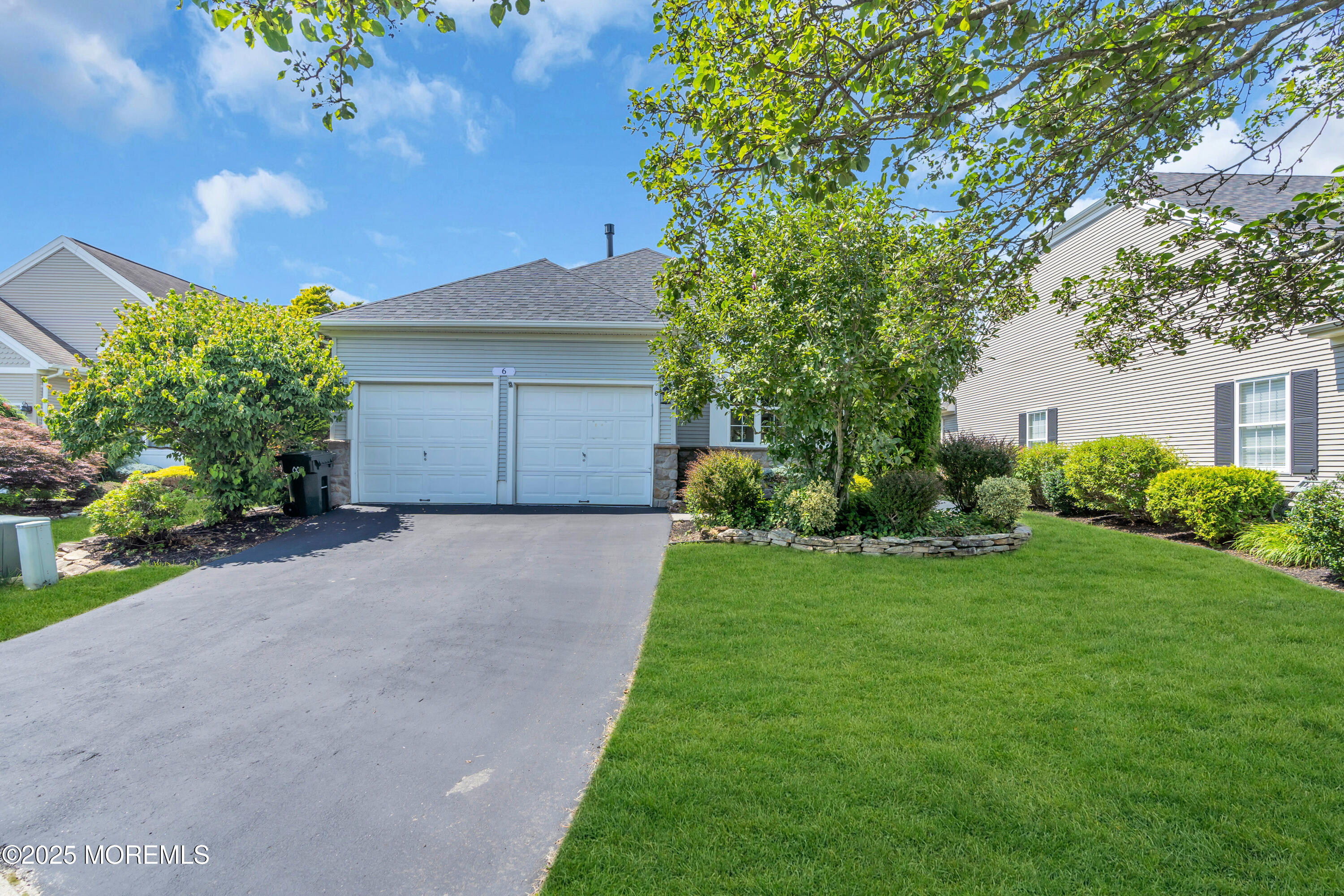 6 Isabella Drive
