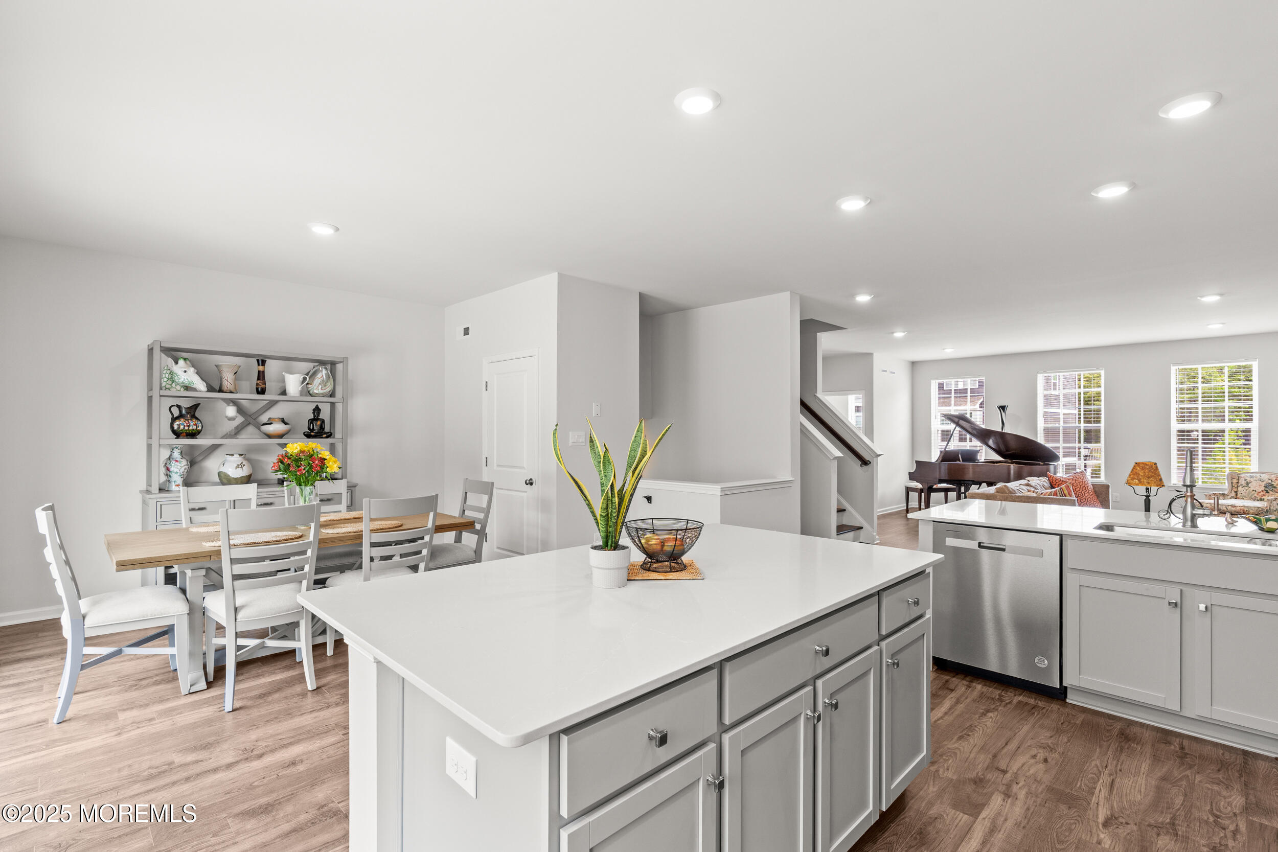 6 Wembley Way, Tinton Falls, New Jersey image 13