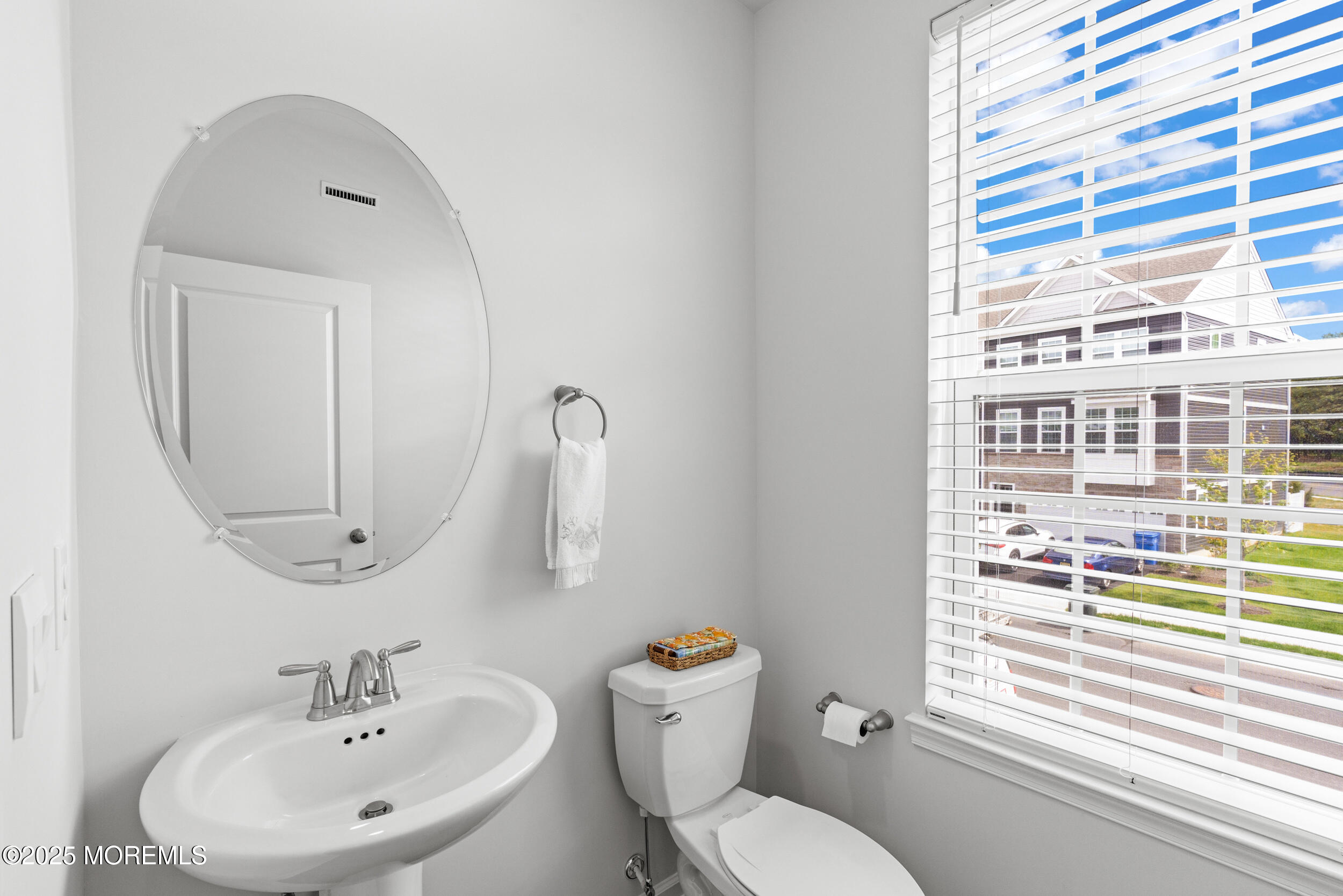 6 Wembley Way, Tinton Falls, New Jersey image 20
