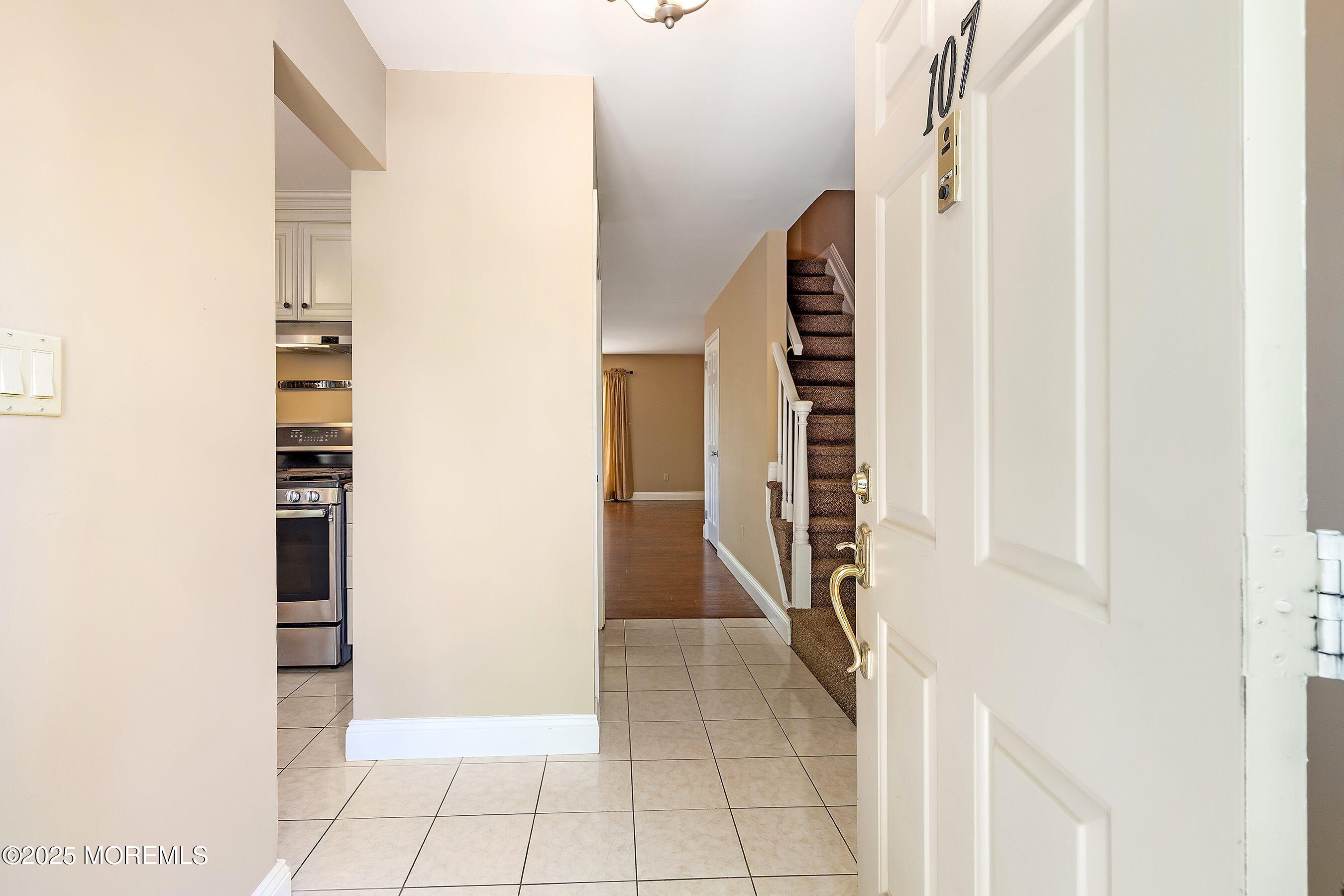 107 Dundee Court, Aberdeen, New Jersey image 6
