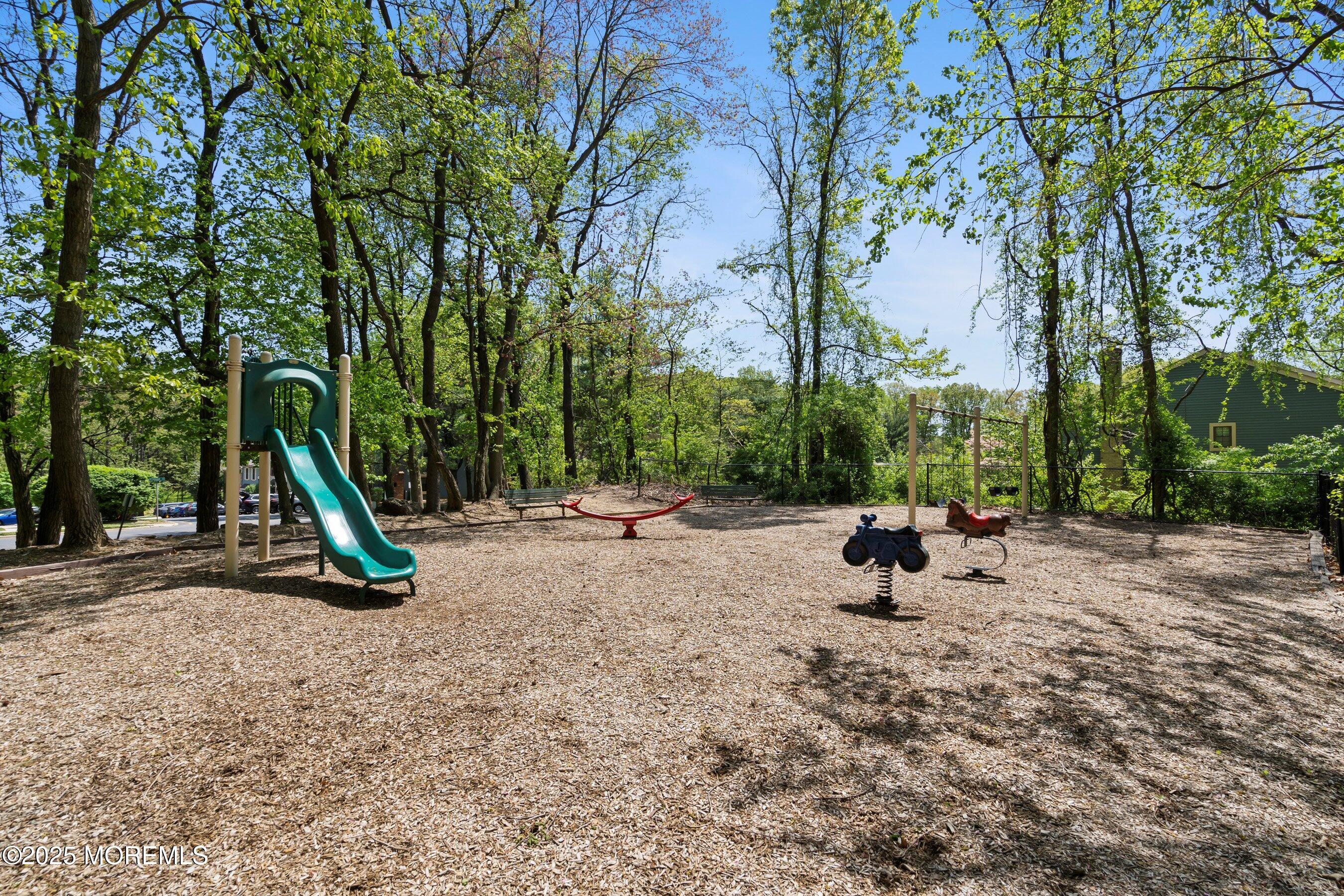107 Dundee Court, Aberdeen, New Jersey image 35