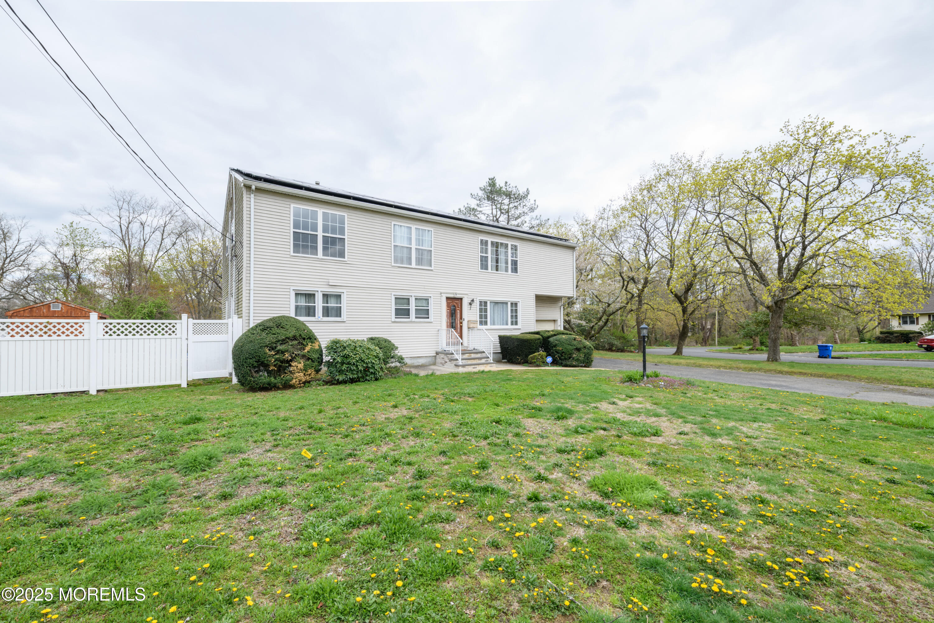 74 Henry Drive, New Monmouth, New Jersey image 3