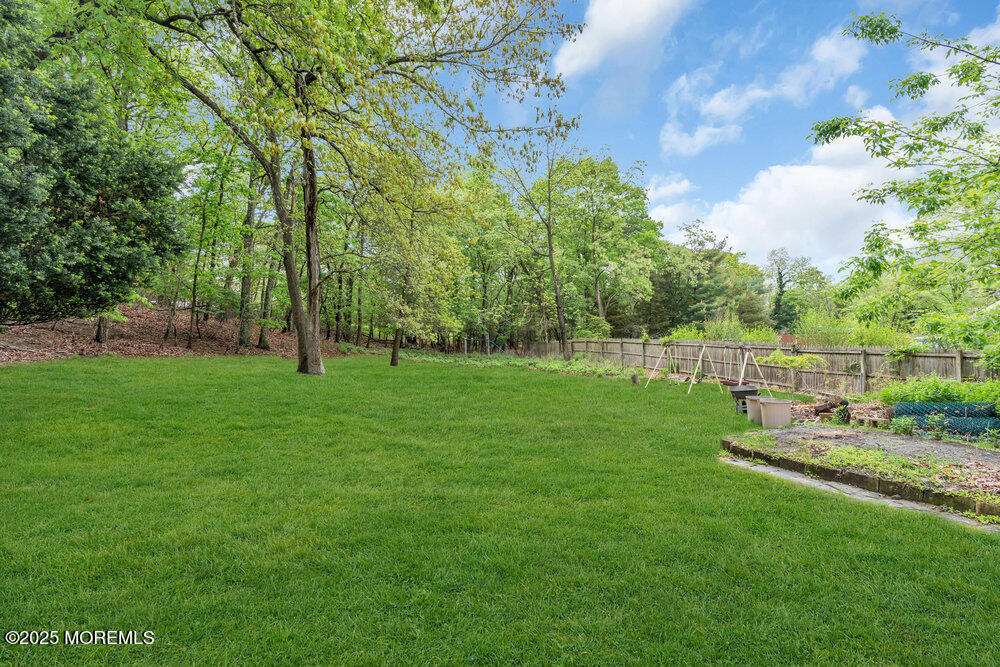 270 Grant Avenue, Eatontown, New Jersey image 32