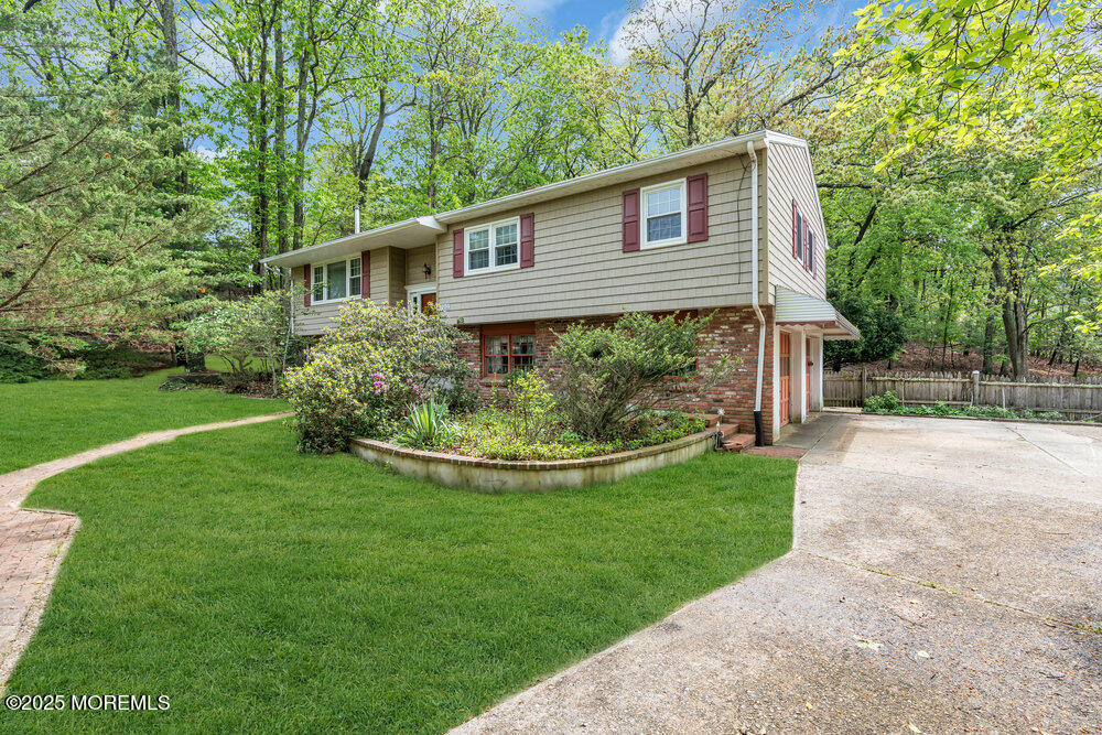 270 Grant Avenue, Eatontown, New Jersey image 34