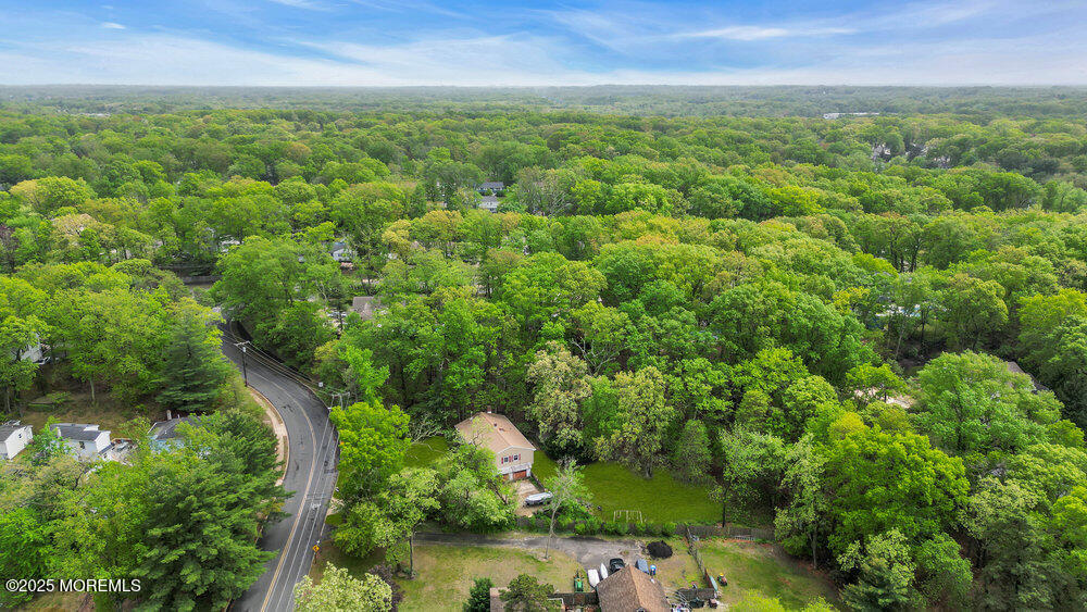 270 Grant Avenue, Eatontown, New Jersey image 37