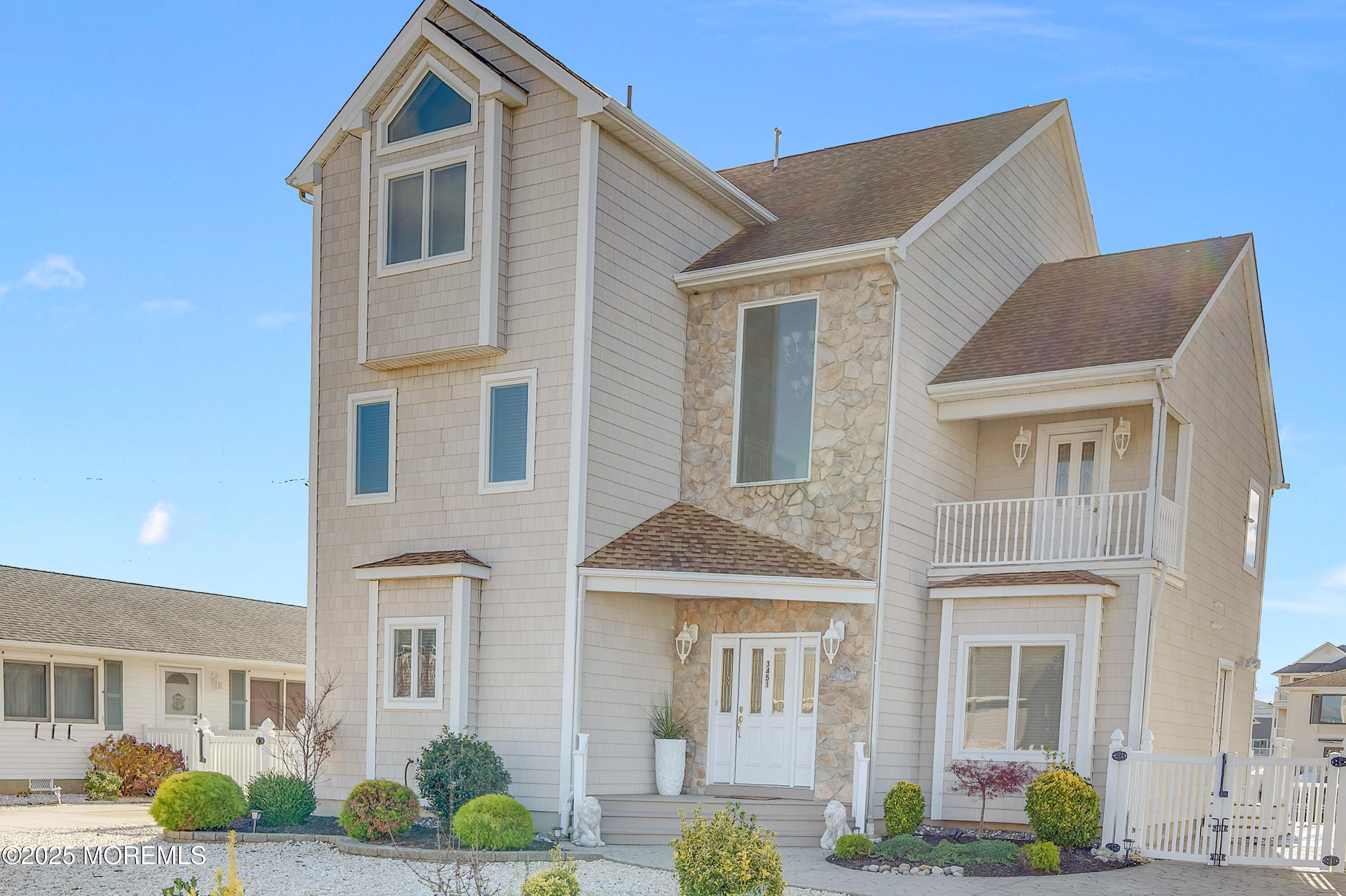 Toms River, New Jersey, 08753, United States, 5 Bedrooms Bedrooms, ,3 BathroomsBathrooms,Residential,Active,2037586