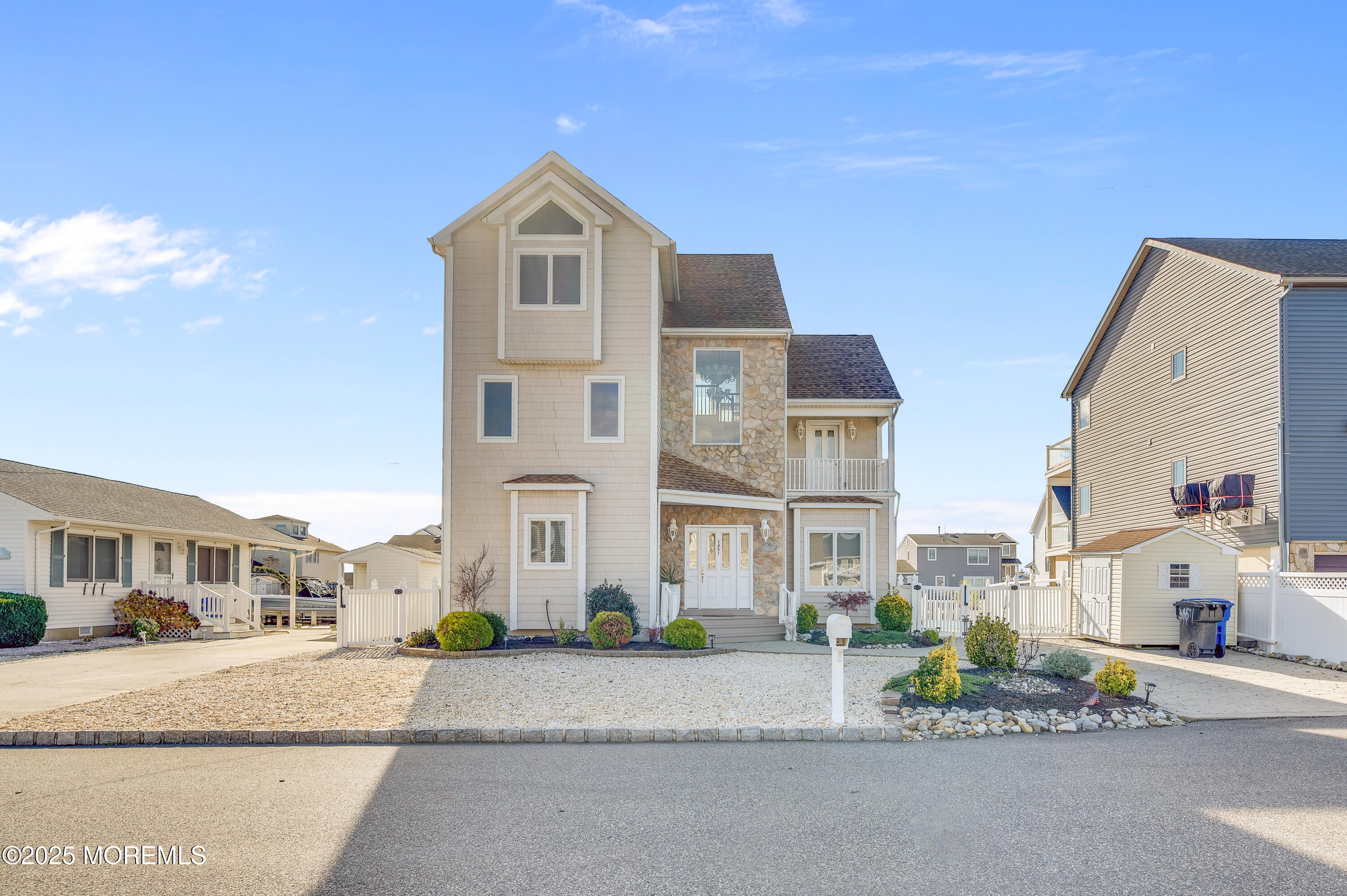 Toms River, New Jersey, 08753, United States, 5 Bedrooms Bedrooms, ,3 BathroomsBathrooms,Residential,Active,2037586