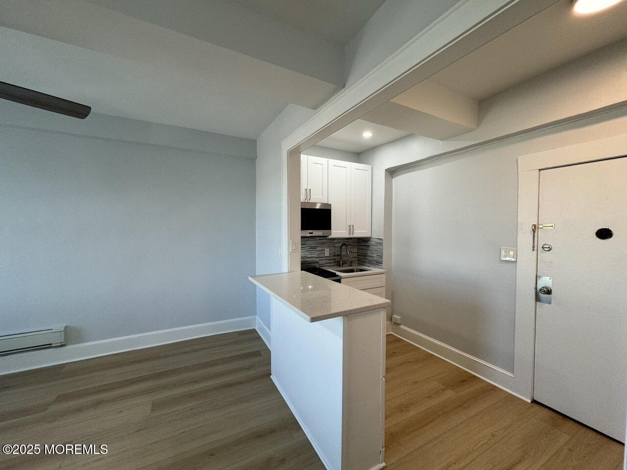 201 Lareine Avenue 203