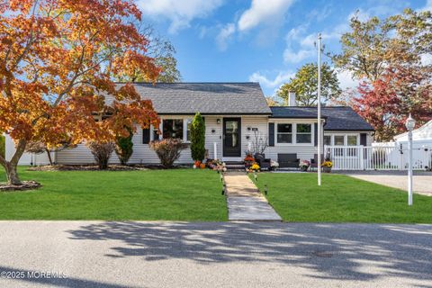 616 Cable Avenue Beachwood NJ 08722