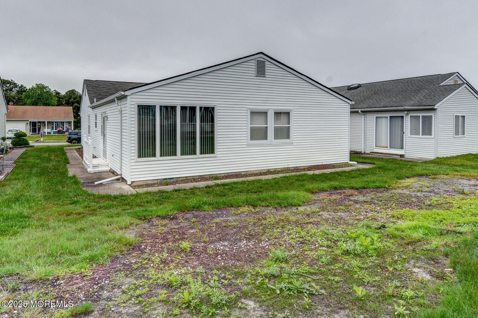 8 Stockport Drive, Toms River, New Jersey image 19