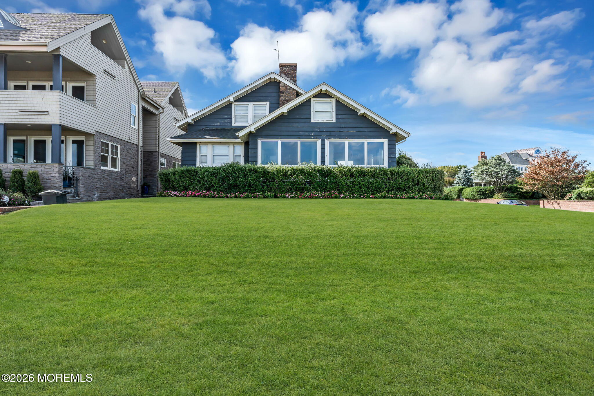 2011 Ocean Avenue N