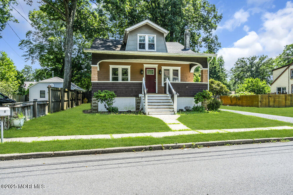 77 Woodland Avenue